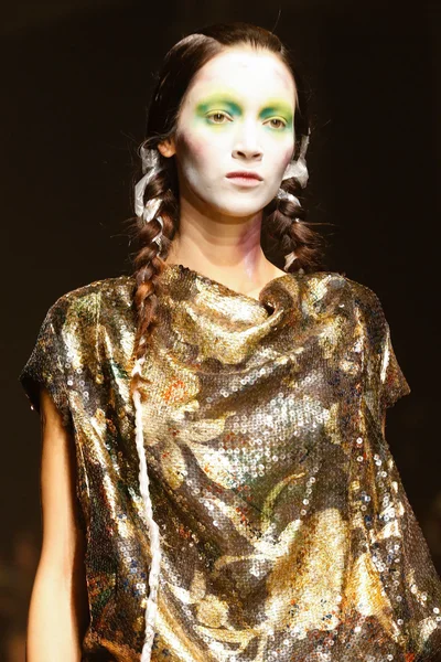 Look 64